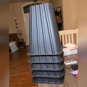 Black 8in Bed Risers - Set of 5! - NWOT/B